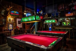 Bares para jugar al billar