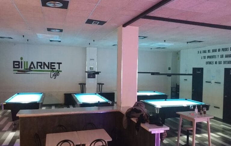 Billarnet café